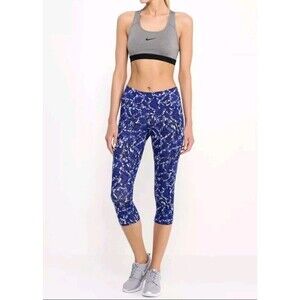 Women's Nike Legend 2.0 Dri-fit Tight Fit $45 Capri Training Tights Size L